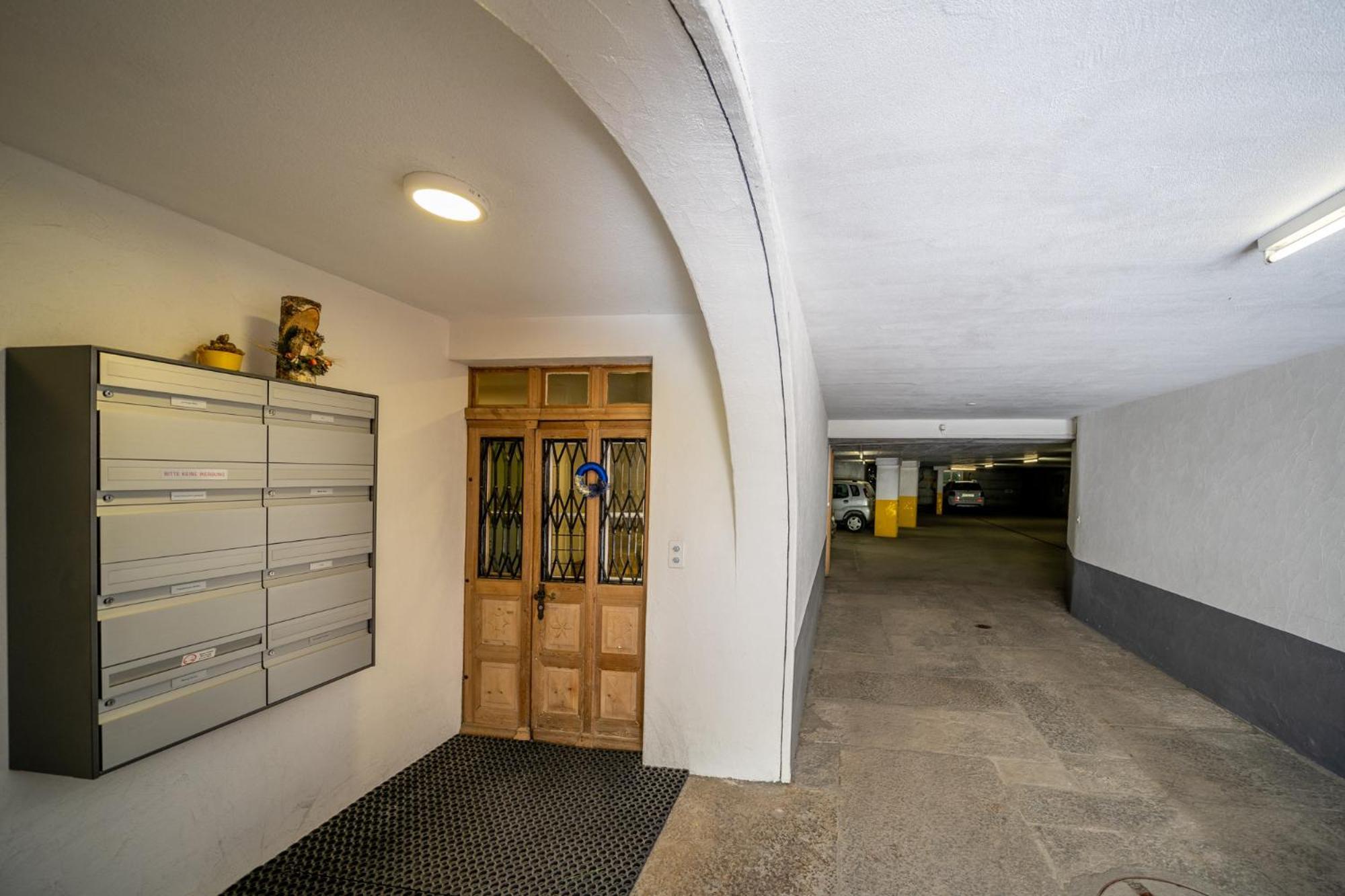 Chasa Plazza Gronda Apartment Lavin Exterior photo